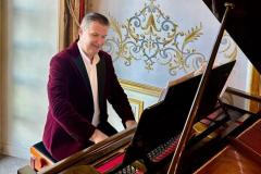 WhatsApp-Image-2025-11-18-at-22.18.16